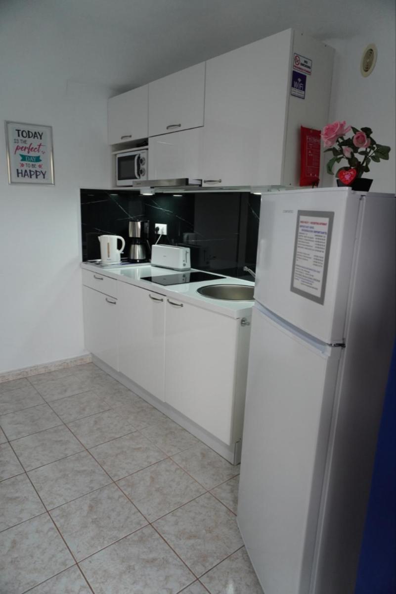 Enjoy Your Privacy In Premium Bungalows Bahia Feliz-A With Terrace Playa Del Aguila  Ngoại thất bức ảnh